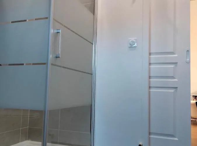 St Germain Panzió 3*